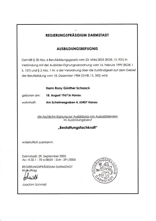 Ausbildungsbefugnis als Bestattungsfachkraft für Rony Schaack, ausgestellt vom Regierungspräsidium Darmstadt